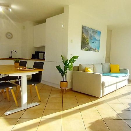 Apartamento T2 De 56M2 - Geneve A 5 Min- Parking Prive Gratuit Saint-Julien-en-Genevois Exterior foto